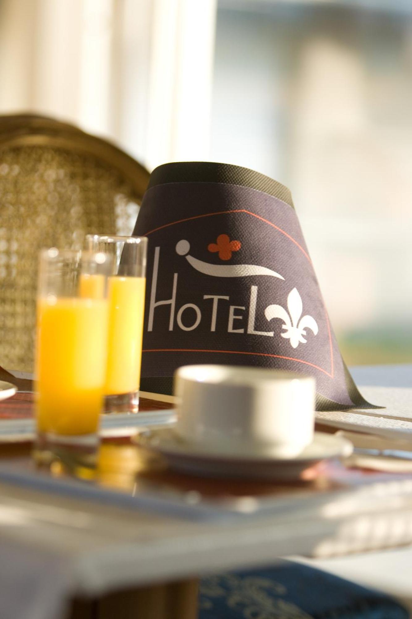 Hotel Fleur De Lys Hazebrouck Kültér fotó